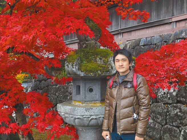 萧名翊〈一箱过去〉