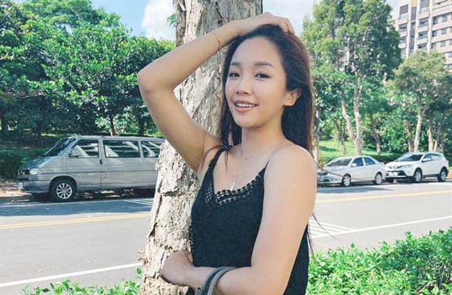 赖慧如被拍到和已婚国标舞老师相约泡汤，让外界好奇两人关系。（图／赖慧如 Huiru Lai脸书）