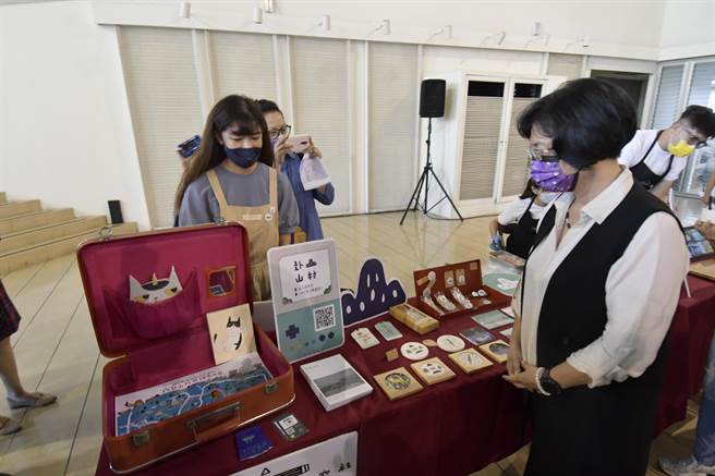 活化老商圈出新招了，青年進駐永樂商圈店租補助一半。（吳敏菁攝）