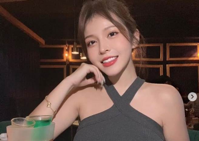 陈香菱拥有H级傲人上围。(图/拍摄自IG)