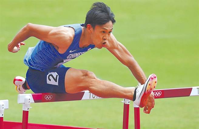 陈奎儒担任第3周动滋券幸运号抽籤嘉宾。（资料照／季志翔摄）