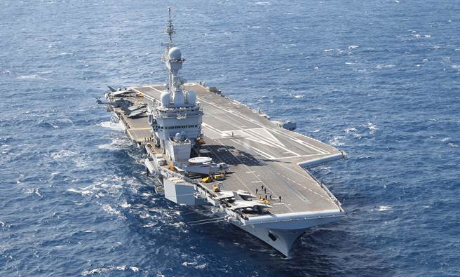 法國唯一的航母「戴高樂」號（FNS Charles de Gaulle，R91）預定2030年代末退役。（達志影像/Shutterstock）