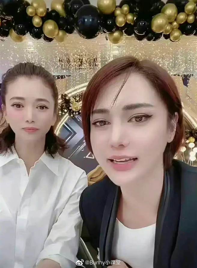 网红美肌开太强，让袁咏仪的瓜子脸凹陷、大眼无限放大。（图／取材自微博）