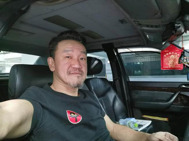 陈为民曾因为大方借钱，反遭对方诈财。（图／FB@浪人帮 - 陈为民）