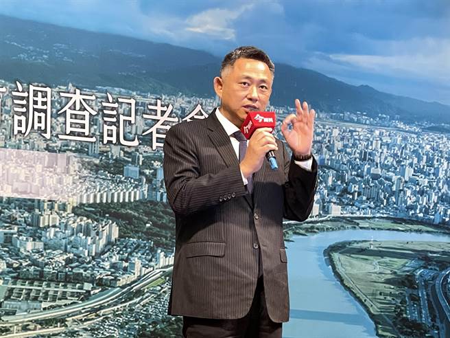 楊鎮浯縣長強調，這份榮耀屬於全體金門鄉親，期待大家未來繼續努力，讓金門成為健康、宜居的好地方。（縣府觀光處提供）