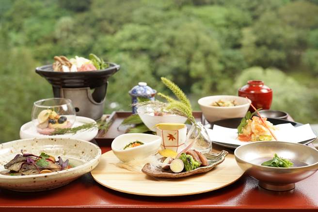 日胜生加贺屋2021望年会专案3980元套餐。（日胜生加贺屋提供）