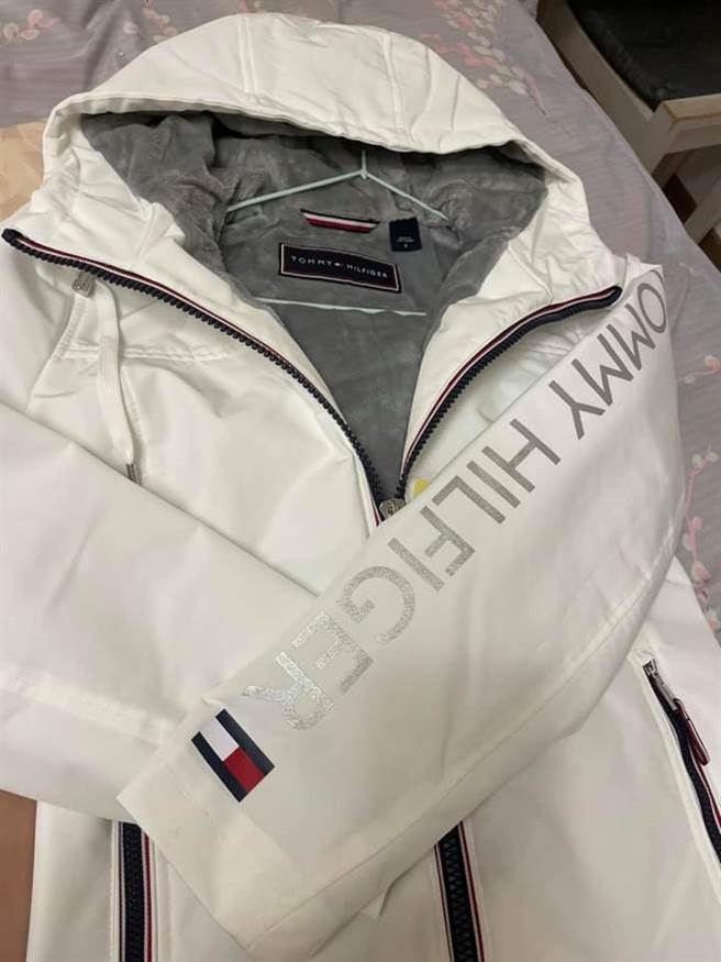 好市多开卖知名大牌外套，引起网友热议。（图／翻摄自Costco好市多商品经验老实说）