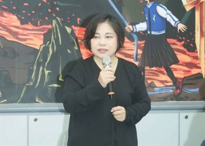 执行长林淑黛女士表达对金犊奖三十年的感恩和期待。(图/时报奖组委会提供)