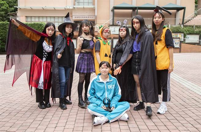 世新大学广电系学生精心扮演各种恐怖角色。（世新提供／林志成台北传真）