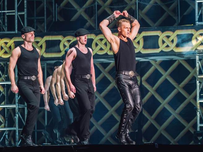 舞王麦可佛莱利的力作《火焰之舞》将在明年春节在台登场。（宽宏艺术提供）