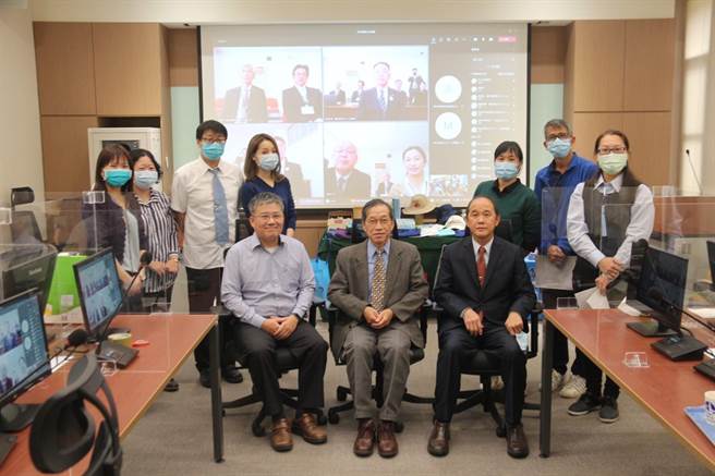 连江县马祖地质公园协会今（28日）举办「跨国视讯交流会议」。（马管处提供）