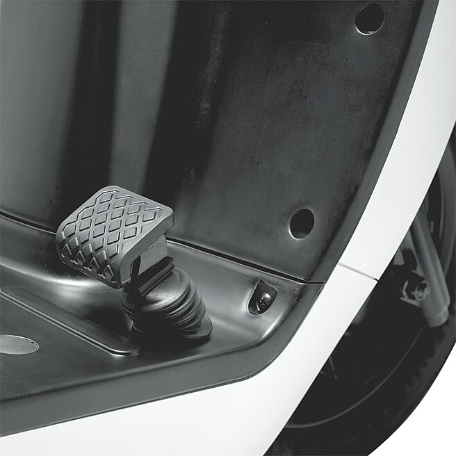 Ai-2 Gather系列腳踏煞車。（宏佳騰提供）