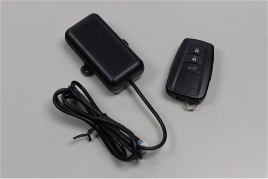 CarKeeper「車管+」手機鑰匙系統，讓有開車的家庭成員能夠不再被車鑰匙所困擾。(圖/CarStuff提供)
