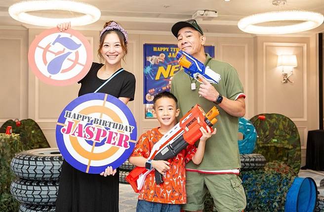 港媒传应采儿砸百万替全家改名开运。（图／翻摄自yingcaier IG）