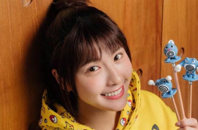 峮峮是中信兄弟啦啦队人气成员。（图／qun_04 IG）