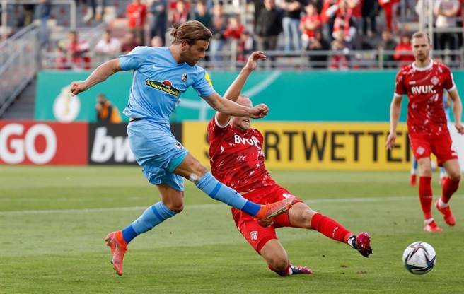 弗莱堡前锋霍勒本赛季表现突出已有3颗进球（图片来源︰达志影像）