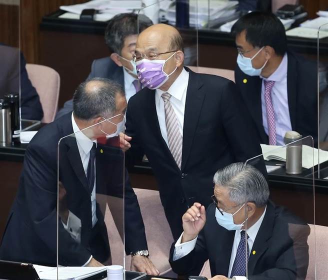 行政院长苏贞昌出席立法院备询。（姚志平摄）