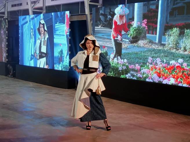 劳动部桃竹苗分署衣启飞翔创客基地29日举办2021台湾职人日，以百工职人为主题线上直播服装秀。（邱立雅摄）