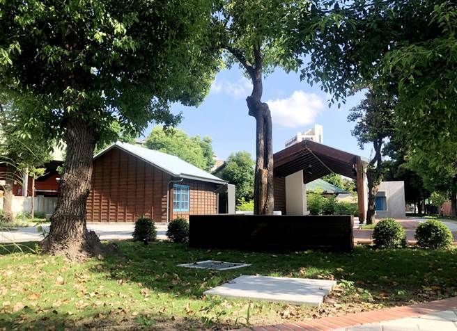 彰化市公所利用扇形车库南侧閒置空地，打造户羽机关车园区 ，作为铁道故事馆，30、31日将首度开箱，举办「蛙抵扇库找轨万圣趴」活动。（彰化市公所提供／吴敏菁彰化传真）