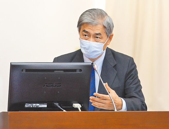 金管會主委黃天牧昨日在立法院指出，有些獨角獸無法在台灣上市，是需要檢討，金管會會要求這兩個單位提供更好的業績。（張鎧乙攝）
