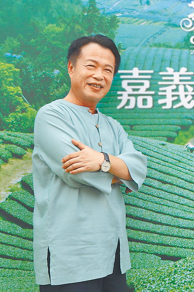 嘉义县长翁章梁转型「农工大县」路线获乡亲普遍认同，2022年代表民进党争取连任，几无悬念。（嘉义县政府提供／吕妍庭嘉义传真）