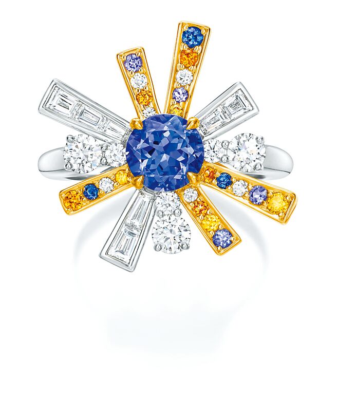 海瑞温斯顿Winston With Love系列Sparks丹泉石戒指，诠释两人相遇时电光火石的欢愉时刻。（海瑞温斯顿提供）