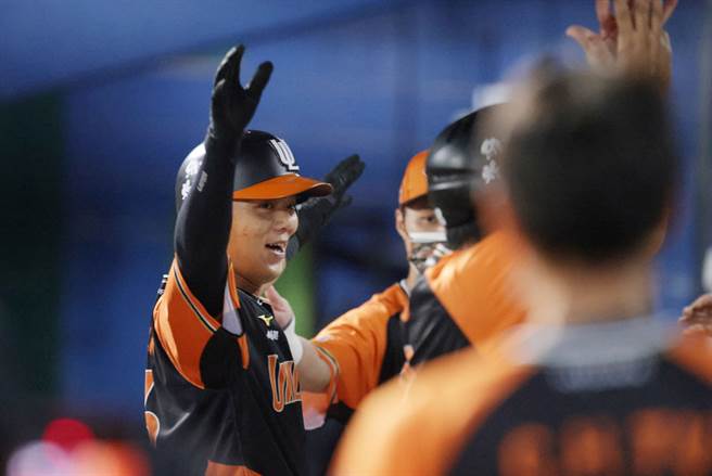 统一狮队陈重廷连2天开轰。（统一狮提供）