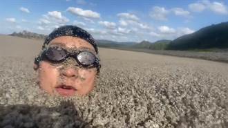 海底火山爆炸！沖繩妹下水突遭「碎石滅頂」恐怖畫面曝