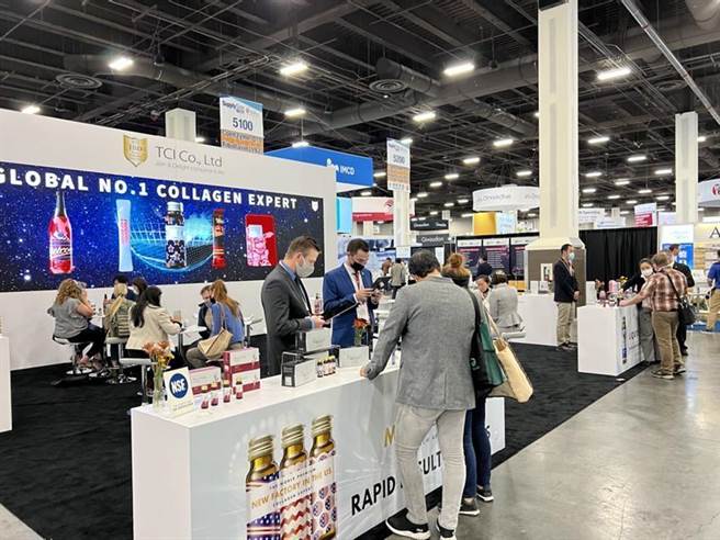 （大江拿下美西保健展入口摊位，引为焦点。图／业者提供）