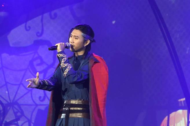 黄霆睿化身成「奇异博士」帅气登台。(相映国际提供)