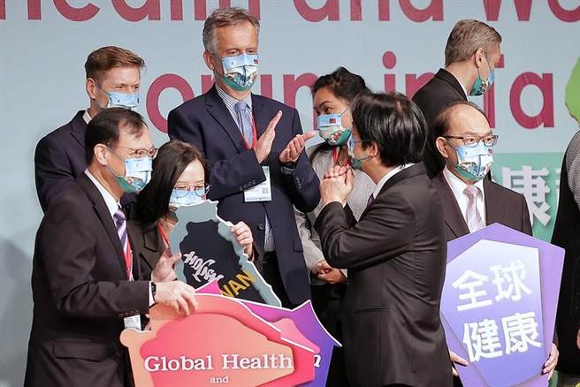 副總統出席「2021臺灣全球健康福祉論壇」(總統府提供)