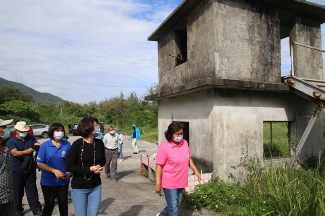 饶庆铃31日现勘东河乡及长滨乡部落环境，听取居民需求及意见。（台东县政府提供／蔡旻妤台东传真）
