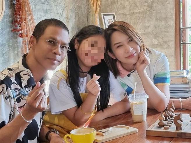 賈卡瓦爾表示影像都由妻子拍的，承諾未來會更恰當地表達對女兒的愛。（圖／IG@ jakkawal_1）