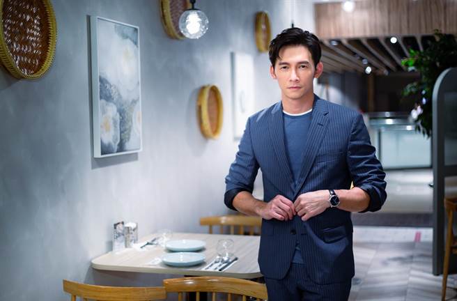 温升豪散发熟男魅力。（罗永铭摄）