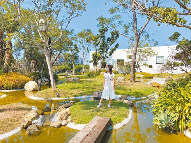 年轻时，忙着打拚事业需要住在市中心，等到成家有小孩之后，买房要考虑全方位机能。