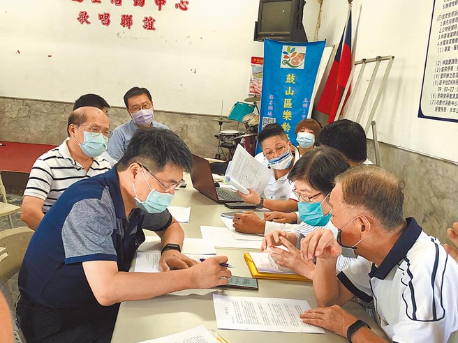 高雄鼓山区仁爱河滨商城将于1个月内拆除，共有125户住民受到影响，都发局立即启动安置作业，透过社会住宅包租代管机制，让住户可以儘速找到适合的安身之所。（高市府都发局提供／洪浩轩高雄传真）