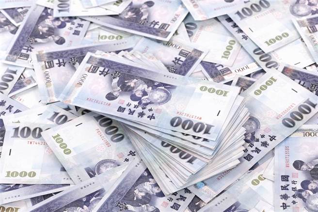 央行總裁楊金龍認為國內沒有通膨狀況。（圖／shutterstock）