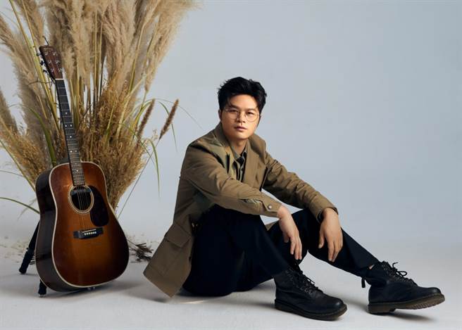 陈莫非是全新自然民谣唱作人。（福茂唱片提供）