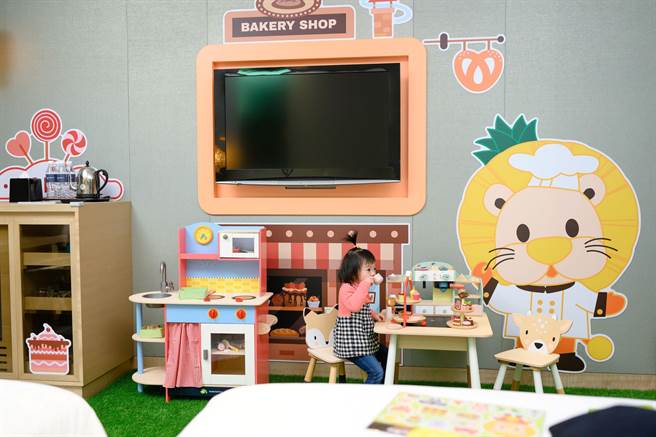 丰邑机构旗下饭店推出 联合住宿券，可选择入住「新竹喜来登 喜波波标准版家庭主题房」。（新竹喜来登提供／罗浚滨新竹传真）