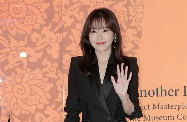 演技精湛的秦岚，不论是温柔贤淑的皇后、干练职业女性等角色，都难不倒她。（图／本报系资料照片）