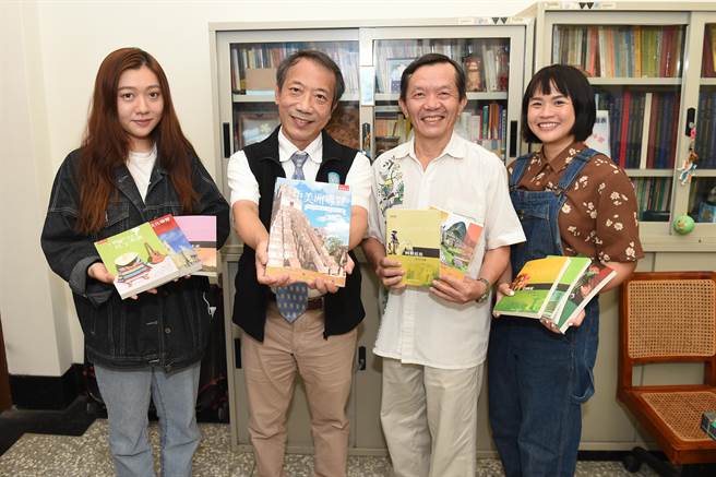 何国世出版第9本书籍《中美洲导览—共同的歷史、不同的命运》，目前正着手第10本「智利史」，希望藉此加深国人对拉丁语系国家的认识。（静宜大学提供）