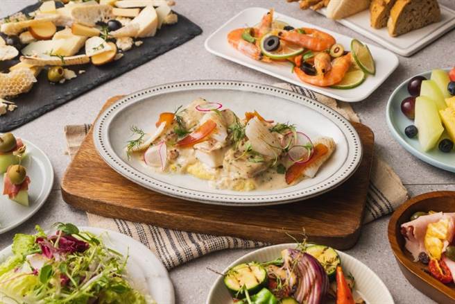 「GUSTOSO ＆ URBAN331餐饮通用券690元(4.7折)」单张可兑换欧陆半自助式套餐，享用精致主菜与随意自取沙拉吧餐点。（慕轩饭店提供）