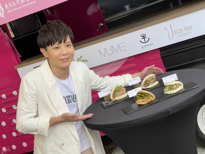 郑怡静将出席活动费用捐出。（李弘斌摄）