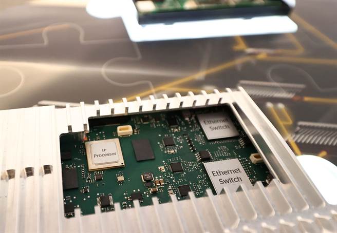 智库专家指出，美国应联合并支持伙伴国家生产晶片等关键商品，才能有效巩固供应链安全。（图／路透社）