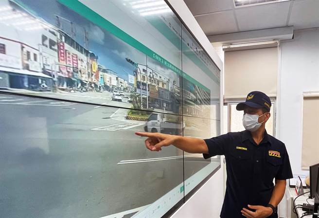 台東縣警局在易肇事路口建置科技執法，縣議員認為立意良善，但應拉長宣導期。（莊哲權攝）
