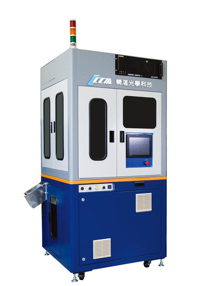 精湛创立30年，筛选机技术持续精进；图示机型能检测人眼无法辨识的微小瑕疵，适用于被动元件、电感/电阻元件、LED芯片、二极体/电晶体等外观检测。图／精湛光学提供