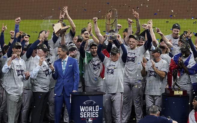 勇士睽違26年拿下世界大賽冠軍(路透社)