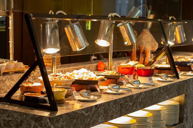 新竹老爺Le Café咖啡廳單人餐券每張700元。（老爺酒店集團提供）