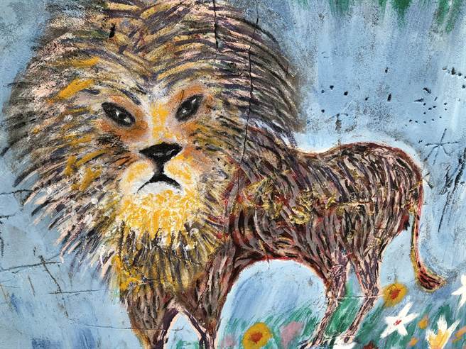 李振谦的作品之一。大胆用色和粗中有细画法，却让乡亲惊艳不已。（李金生摄）