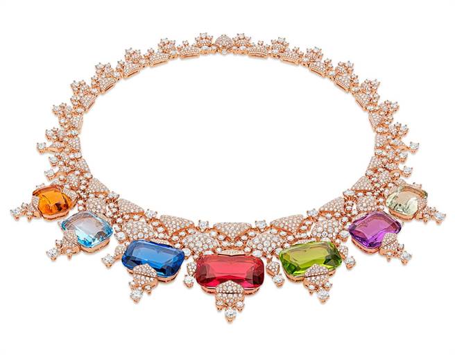 BVLGARI BAROCKO系列Juicy Exuberance顶级彩宝与钻石项炼。（BVLGARI提供）